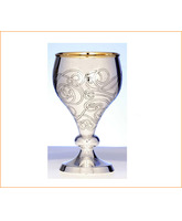 Cáliz de plata liso con detalles cincelados