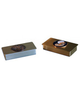 Caja rectangular para llaves con acabado plateado o dorado