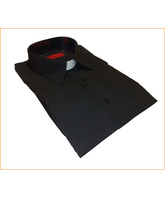 Camisa sacerdotal negra con cuello pala