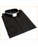 Camisa de sacerdote negra con cuello romano