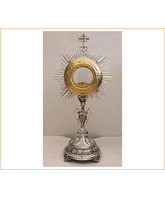 Custodia Santísimo nombre de Jesús cincelada con viril dorado