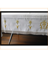 Mantel de altar con monograma 