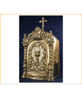 Sagrario con puerta grabada con elementos litúrgicos