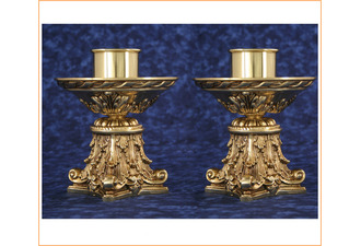 Candelero de mesa en bronce con casquillo