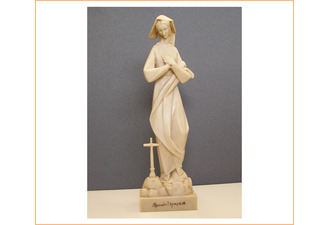 Talla de Nuestra Señora del Valle en resina de mármol