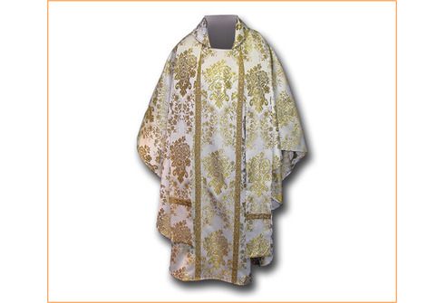 Casulla con brocado de oro Casulla con brocado de oro