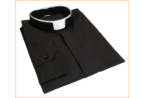 Camisa de sacerdote negra con cuello romano