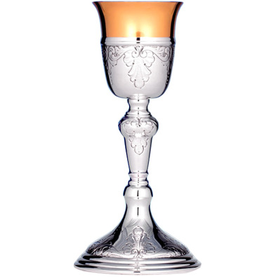 Cáliz de plata con 25 cm. de altura 