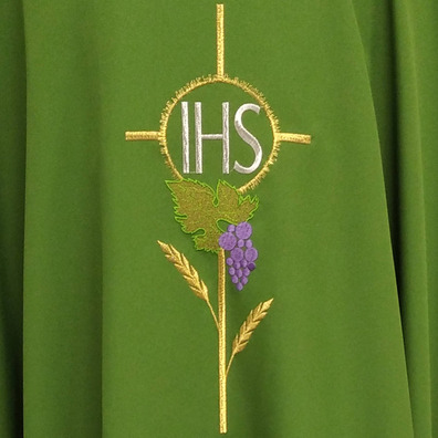 Casullas baratas para sacerdotes en color verde