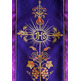 Casulla de tela damasco con estolón central bordado morado