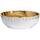 Patena de plata con repujado sencillo