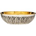 Patena de plata sin base con decoración en relieve