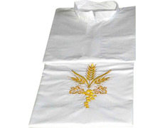 Alba blanca con espigas y uvas bordadas