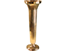Ánfora de metal dorado