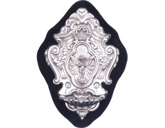 Benditera de plata con Ángel en relieve