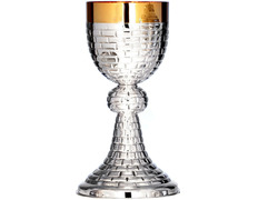 Cáliz de plata de ley con cincelado lineal