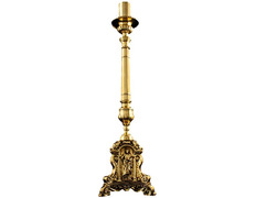 Candelero de bronce con pie cincelado