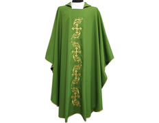 Añadir a la cesta Casulla bordada con Cruces doradas verde Casulla bordada con Cruces doradas verde