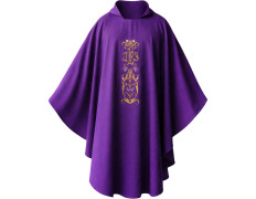 Casulla con bordado de IHS dorado morado
