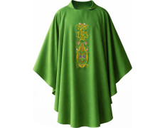 Casulla con bordado de IHS dorado verde