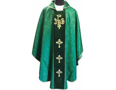 Casulla damasco con estolón en terciopelo verde