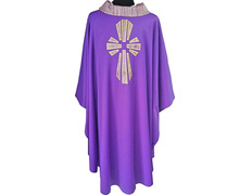 Casulla de lana con Cruz de seda morado