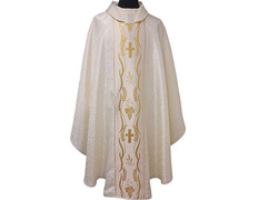 Casulla damasco con galón central dorado beige