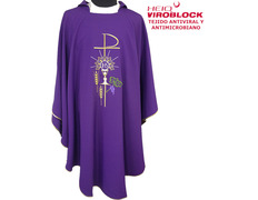 Casulla HeiQ Viroblock | Vestimenta litúrgica antiviral y antimicrobiana morado