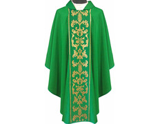 Casulla con estolón con decoración dorada verde