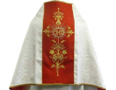 Paño de hombros con estolón central bordado