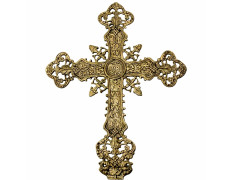 Cruz en bronce con INRI y elementos litúrgicos