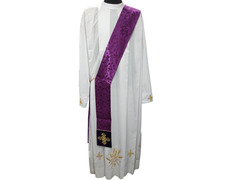 Añadir a la cesta Estola de diácono de damasco y terciopelo morado Estola de diácono de damasco y terciopelo morado
