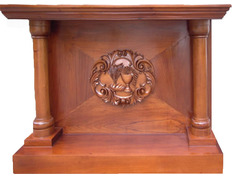 Mesa de altar de madera