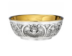 Patena de plata con rostro de Ángel en relieve