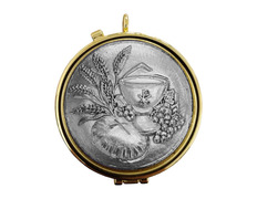 Portaviático con elementos eucarísticos en relieve