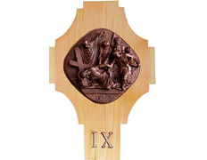 Vía Crucis con catorce estaciones de pino rojo y marmolina