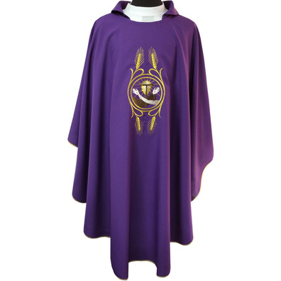 Casulla bordado Franciscano morado