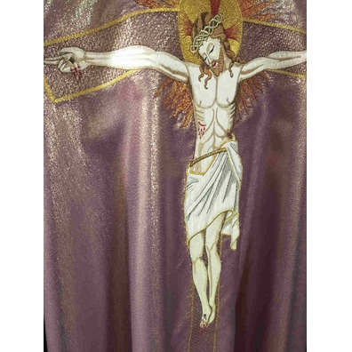 Casulla bordado Cristo en la Cruz morado