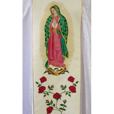 Casulla de la Virgen de Guadalupe