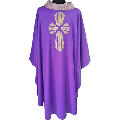 Casulla de lana con Cruz de seda morado