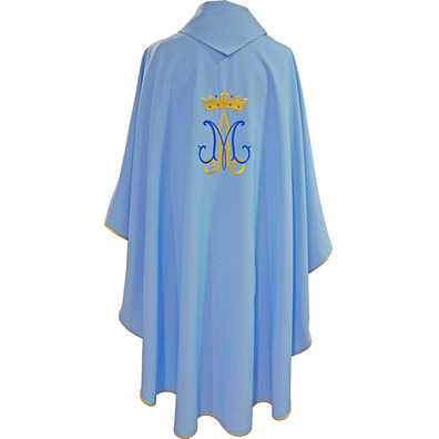 Casulla mariana con insignia y corona bordadas