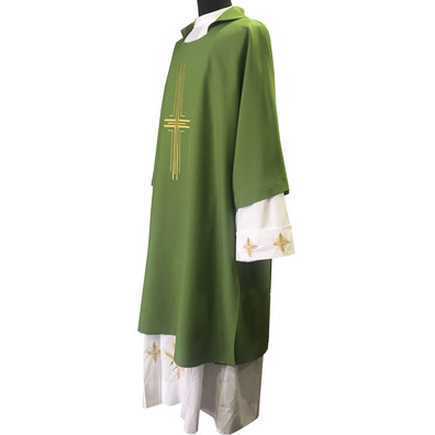 Dalmática en los cuatro colores litúrgicos con Cruz verde