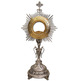 Custodia cincelada con viril dorado