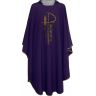 Casulla de poliéster disponible en cuatro colores morado  