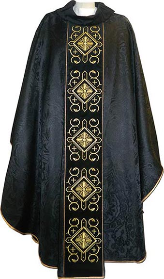 Casulla negra para sacerdote | Colores de las casullas sacerdotales